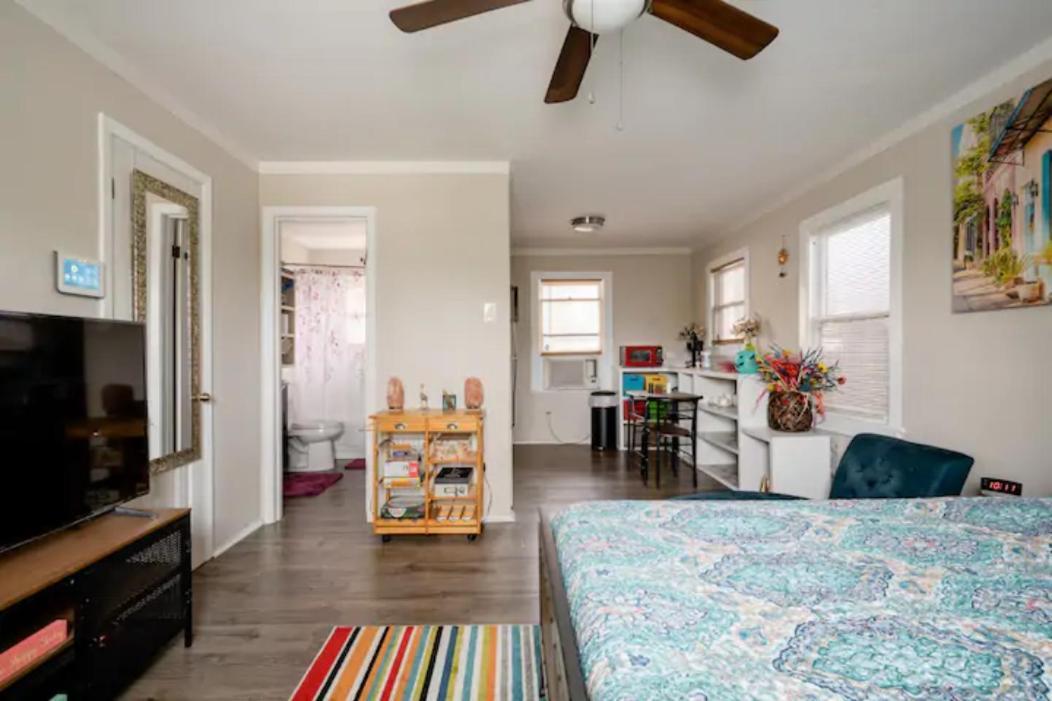 Appartement Cozy Studio In The Downtown/Montrose Area à Houston Extérieur photo