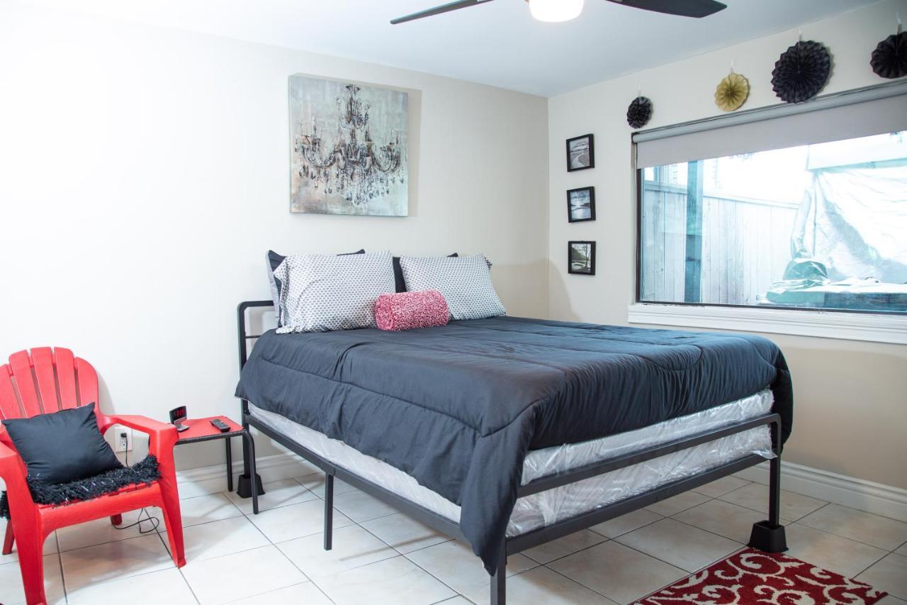 Appartement Cozy Studio In The Downtown/Montrose Area à Houston Extérieur photo